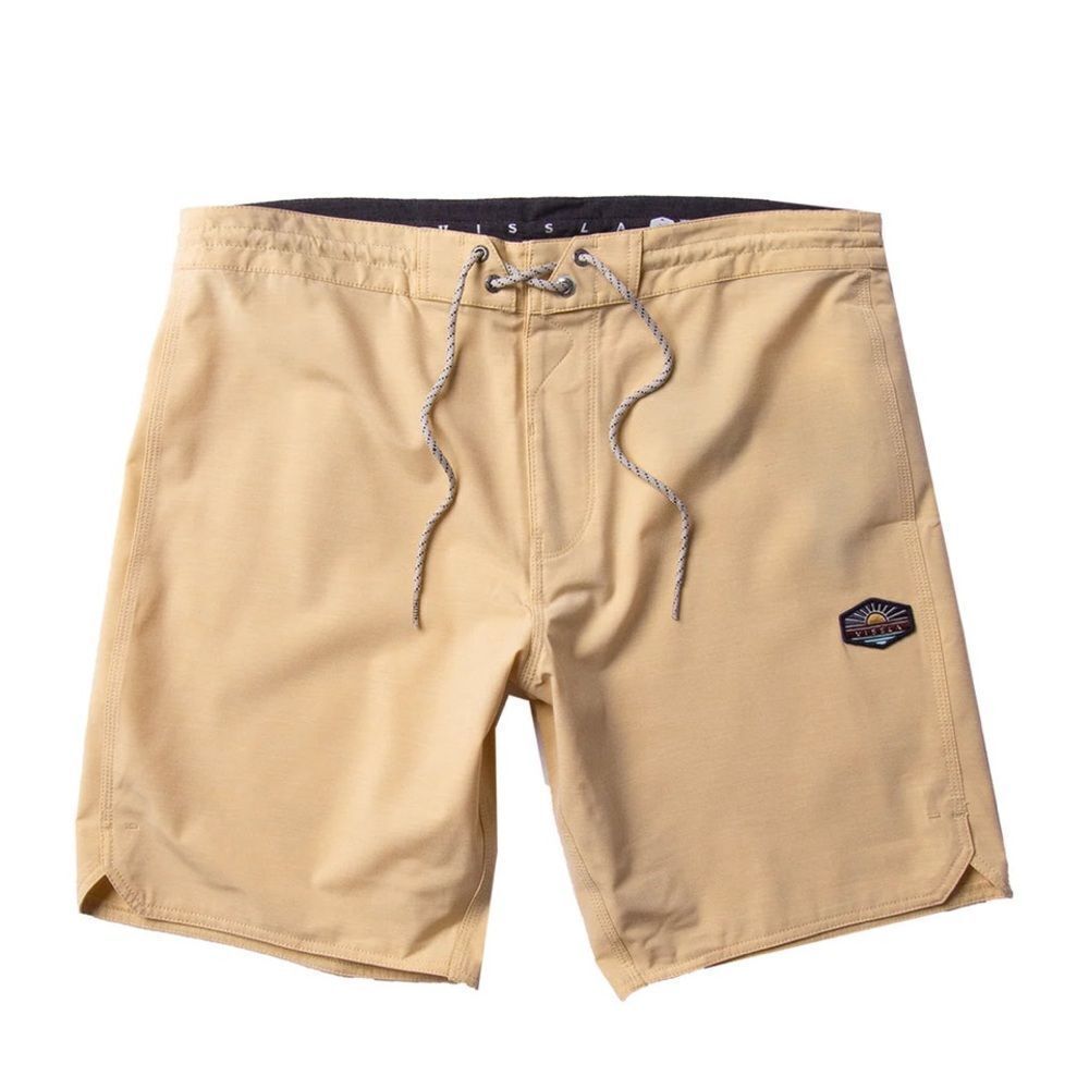 Vissla Solid‎ Sets 18.5" Boardshort Size 30W in Golden Hour NWT in packaging